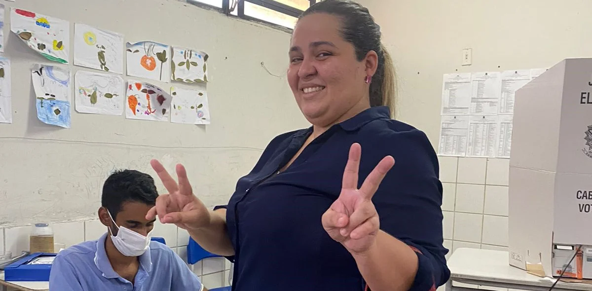 Candidata Ravenna castro, durante votação