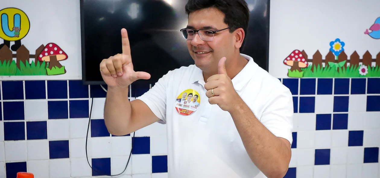 Candidato do PT, Rafael Fonteles
