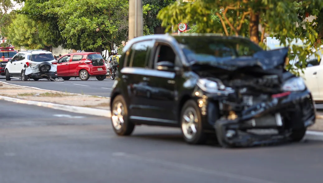 Carros envolvidos no acidente