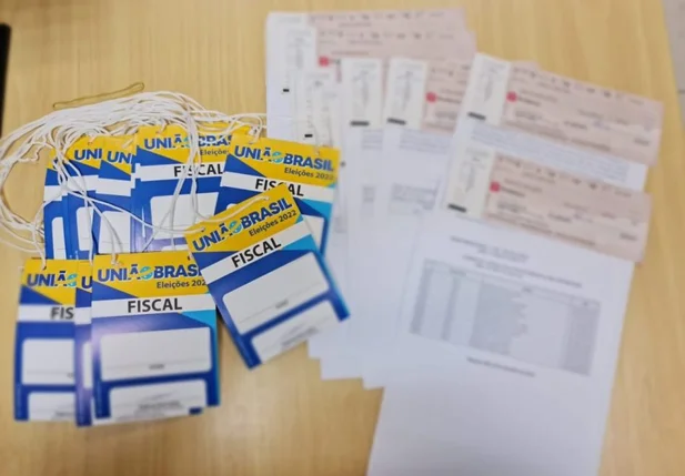 Cheques apreendidos pela PF