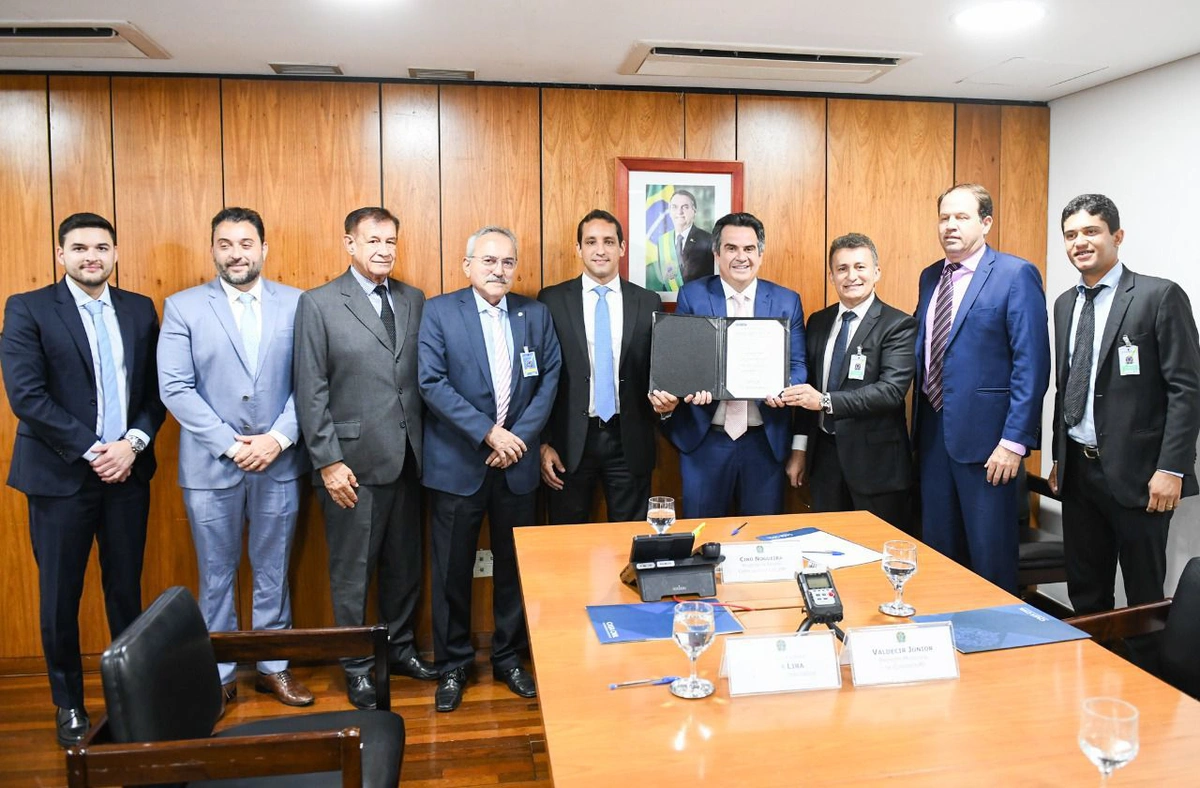 Ciro Nogueira anuncia construção de adutora da Barragem de Algodões II