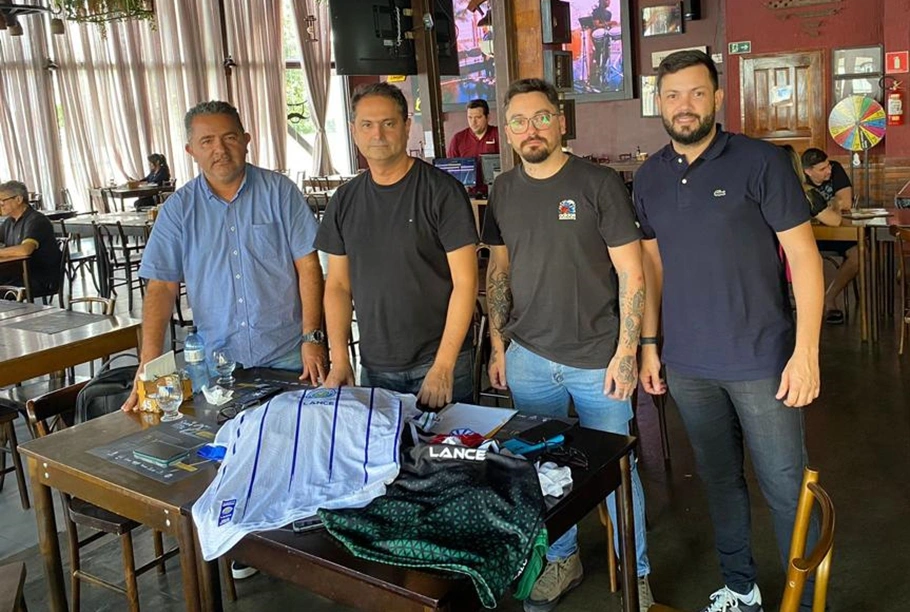 Da esquerda para direita: Edimar Soares, eureliano Barros, Guido Peixoto e Rodger Angelo