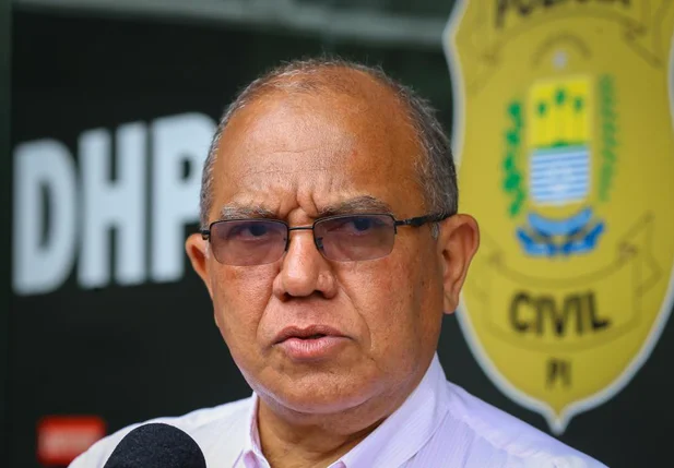 Diretor do DHPP, delegado Barêtta