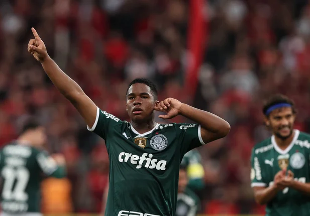 Endrick marca seu primeiro gol pelo profissional do Palmeiras