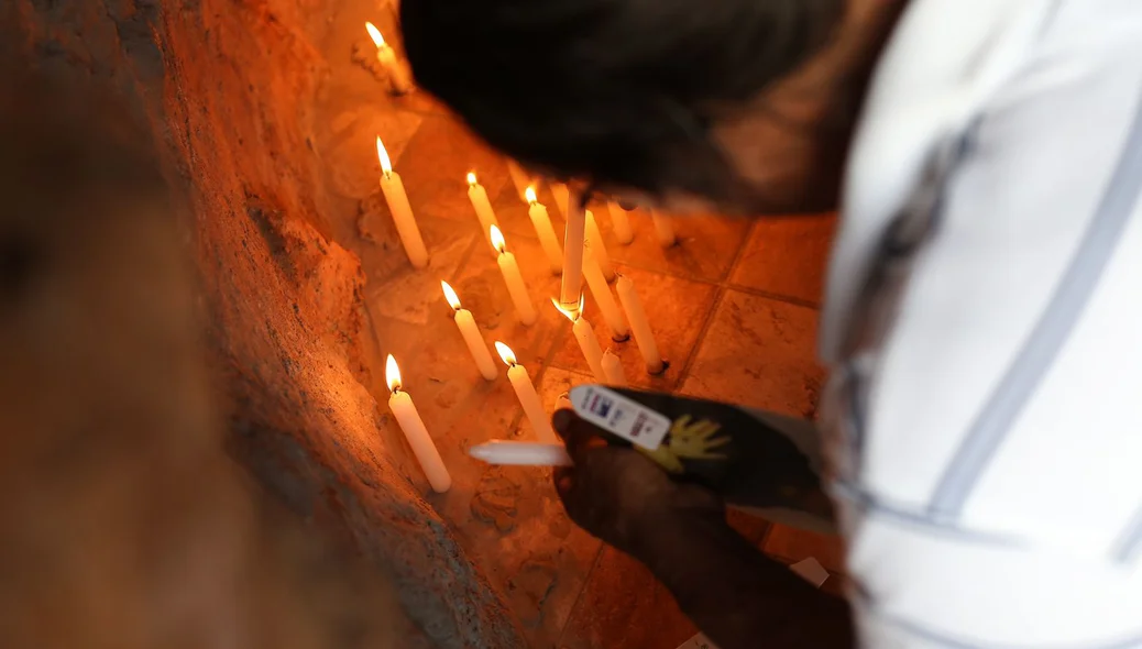 Fiéis no santuário de São Francisco