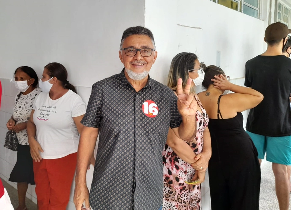 Geraldo Carvalho em sua seção eleitoral