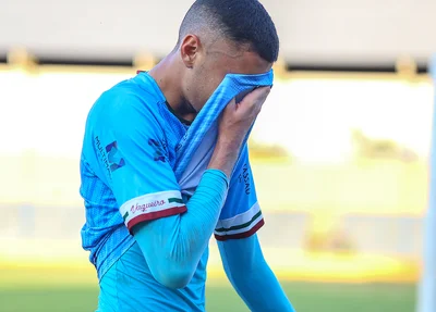Goleiro do Fluminense-PI emocionado
