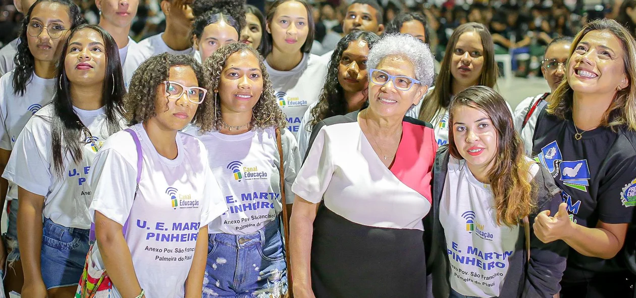 Governadora participa de revisão do Pré-Enem Seduc no Teresina Hall