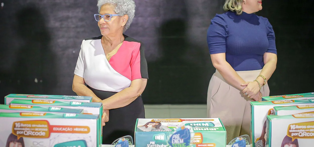 Governadora Regina Sousa esteve presente na revisão