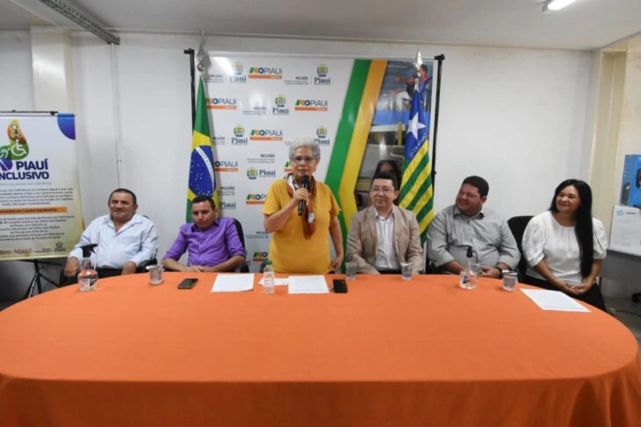 Governadora Regina Sousa na SEID