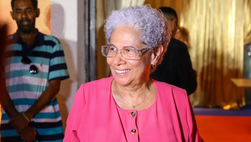Governadora Regina Sousa