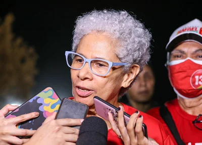Governadora Regina Sousa