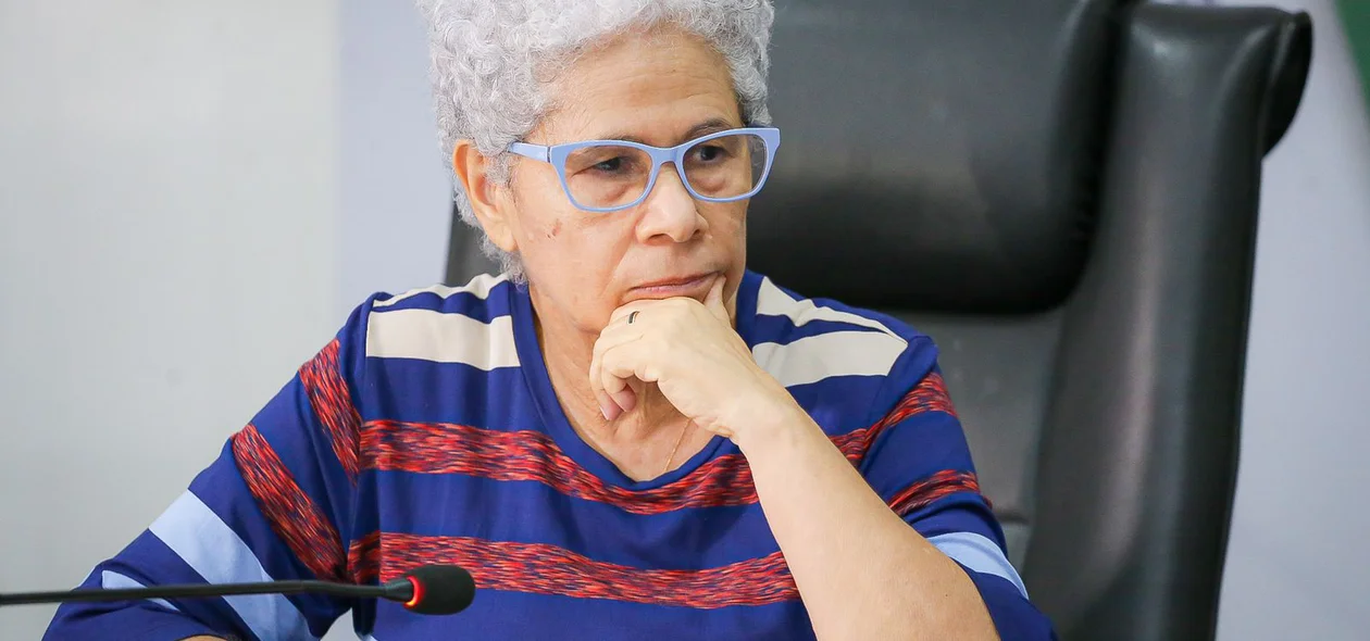 Governadora Regina Sousa