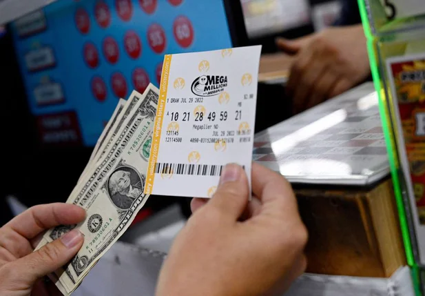 Homem aposta em loteria em Arlington, Virgínia; idoso venceu prêmio principal em Baltimore, Maryland, após estudar resultados