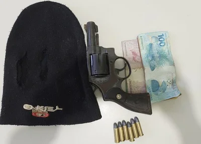 Itens apreendidos pela PM em Parnaíba