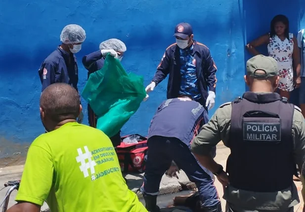 Jovem de 28 anos foi executado próximo do Mercado do Dirceu I
