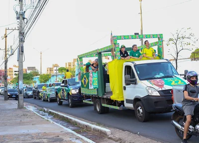 Lideranças políticas participaram da carreata