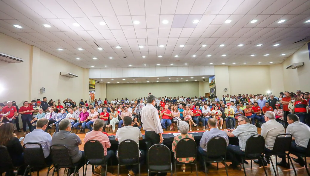 Lideranças reunidas