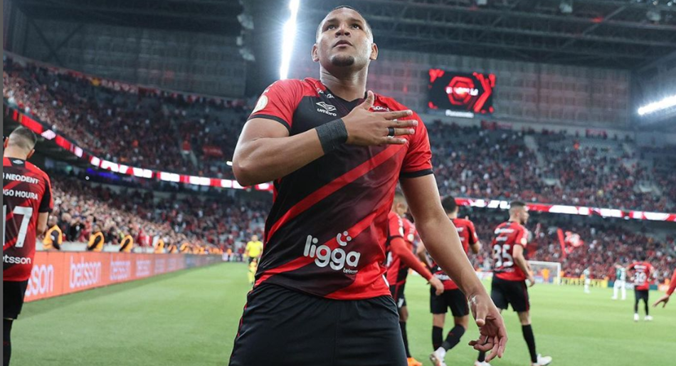 Matheus Felipe, zagueiro do Athletico-PR