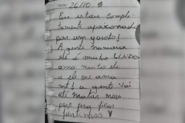 Menina escreveu que mataria os pais em diário