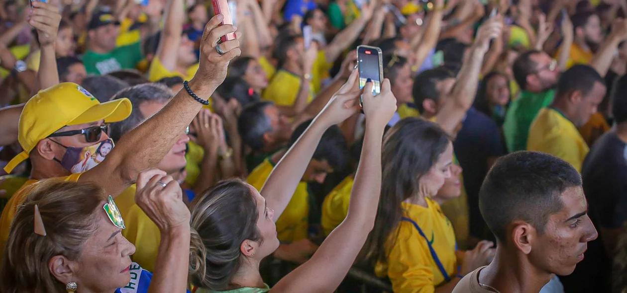Milhares de eleitores no evento
