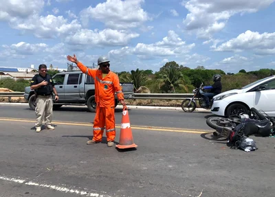 Motociclista morre após ter cabeça esmagada por caminhão em Teresina
