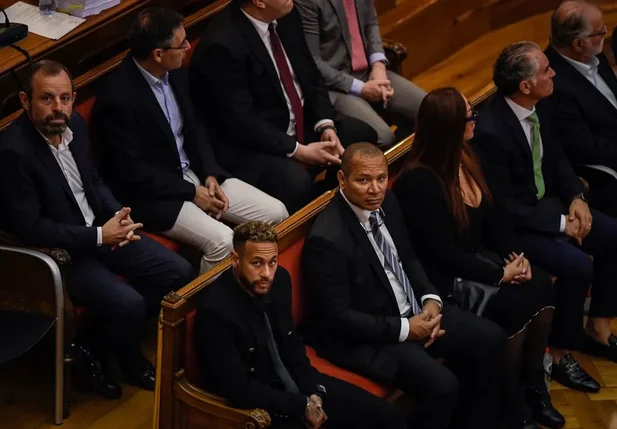 Neymar em julgamento na Espanha