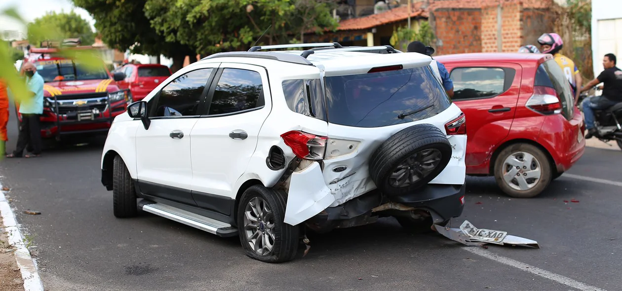 O acidente ocorreu na Avenida Maranhão