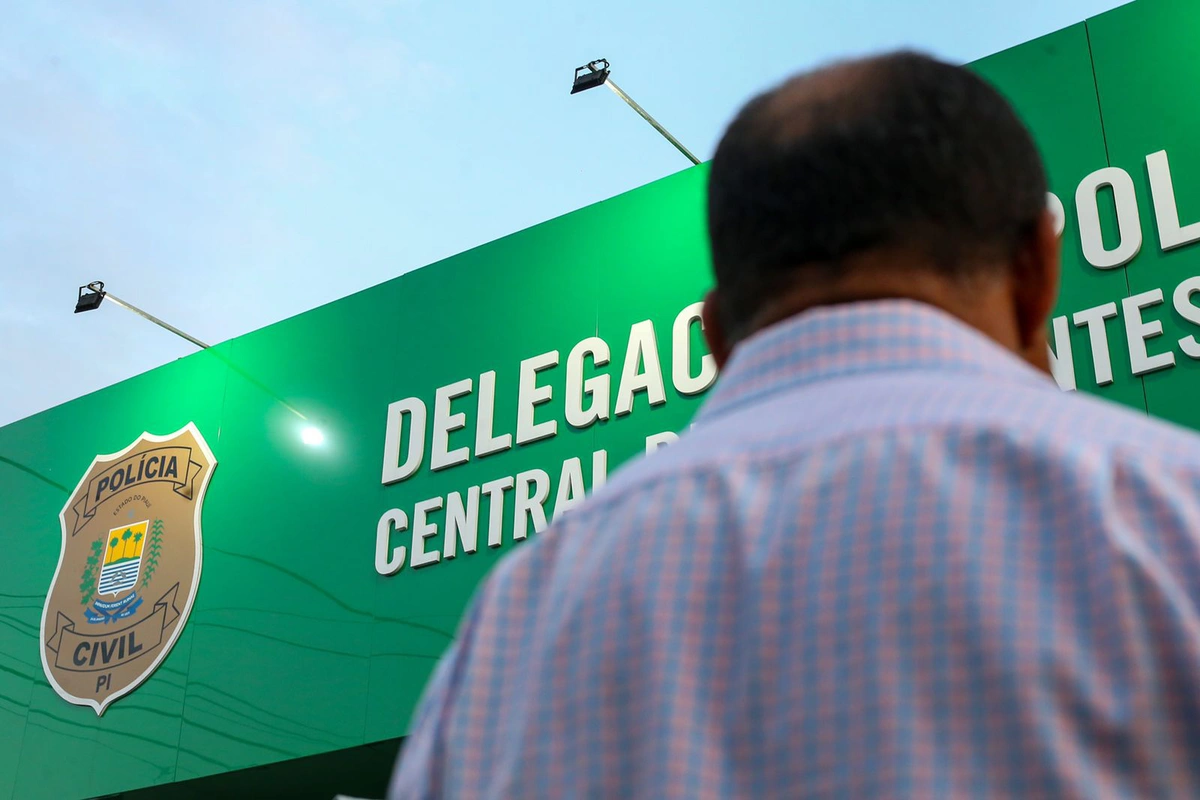 O acusado foi preso e levado para Central de Flagrantes