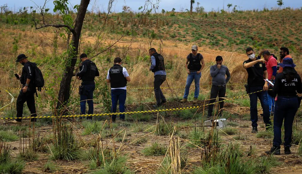 Perícia fez isolamento da área