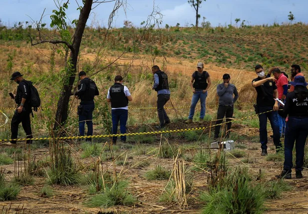Perícia fez isolamento da área