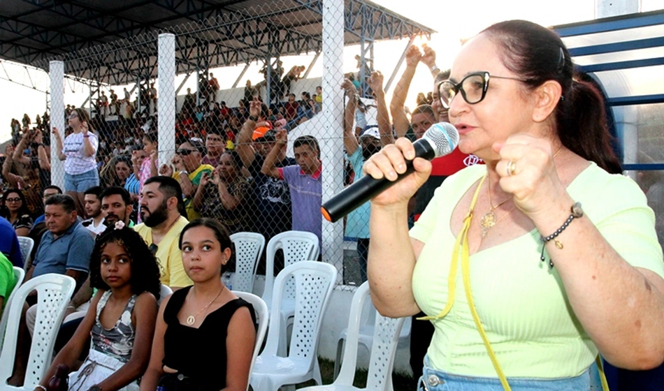 Prefeita Betinha Brandão na Copa Infantil