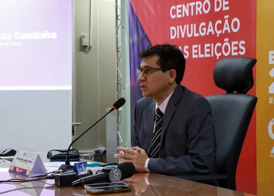 Procurador Marco Túlio Lustosa Caminha