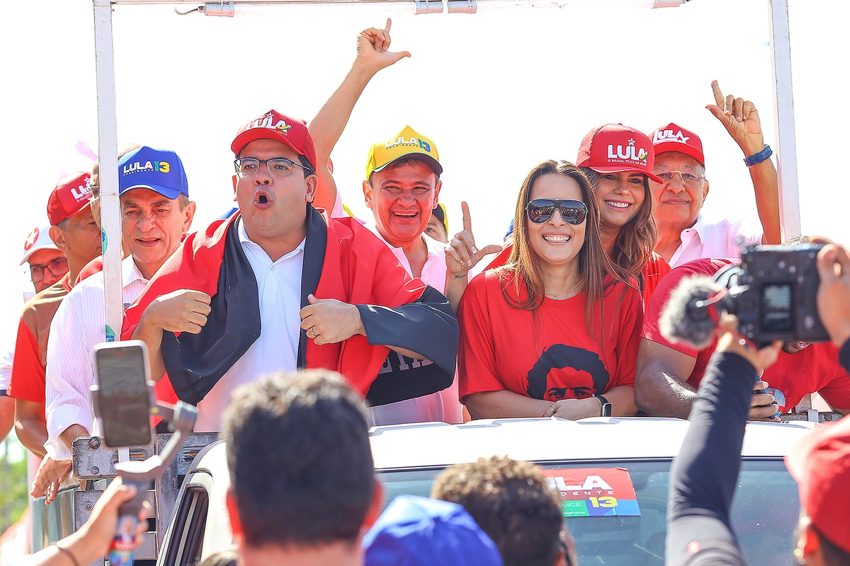 PT realiza carreata para Lula em Teresina
