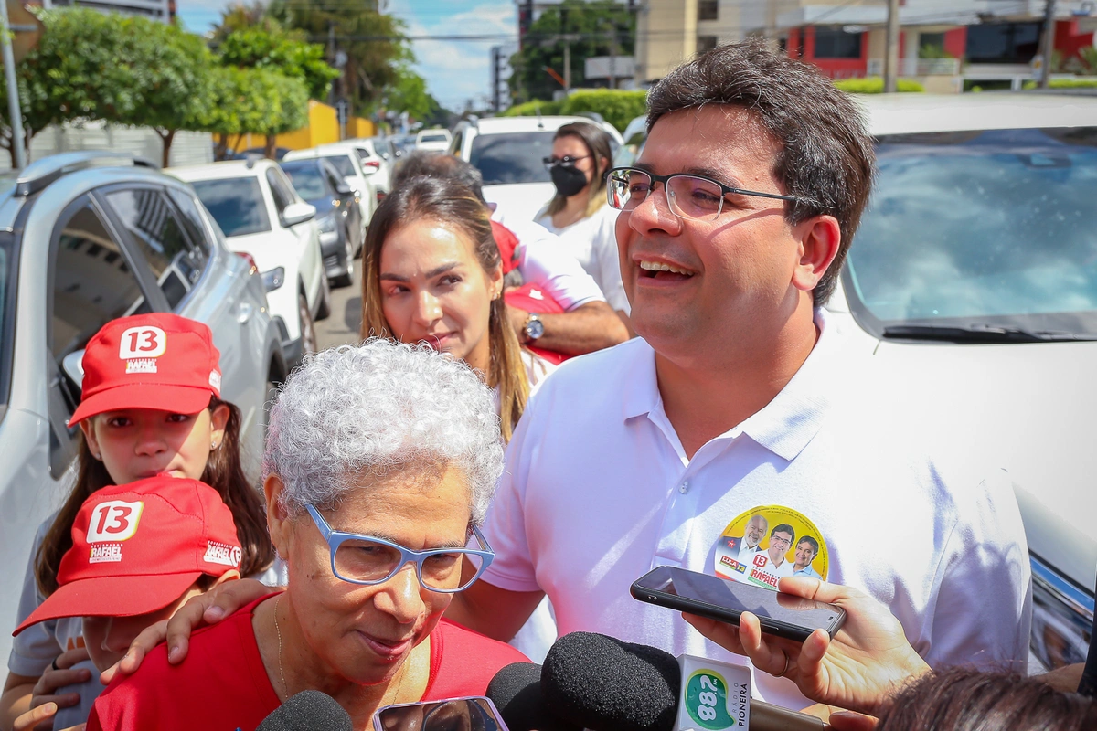 Regina Sousa e Rafael Fonteles