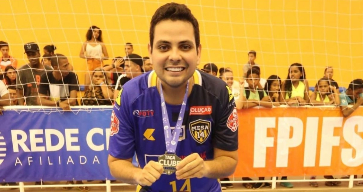 Rodrigo Batista, presidente da AABB Mesa/14