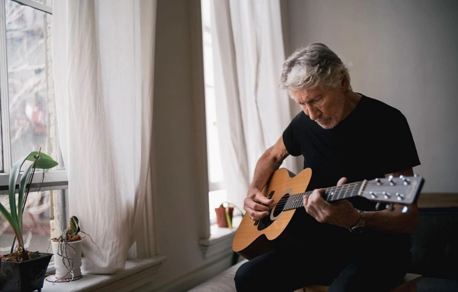Roger Waters