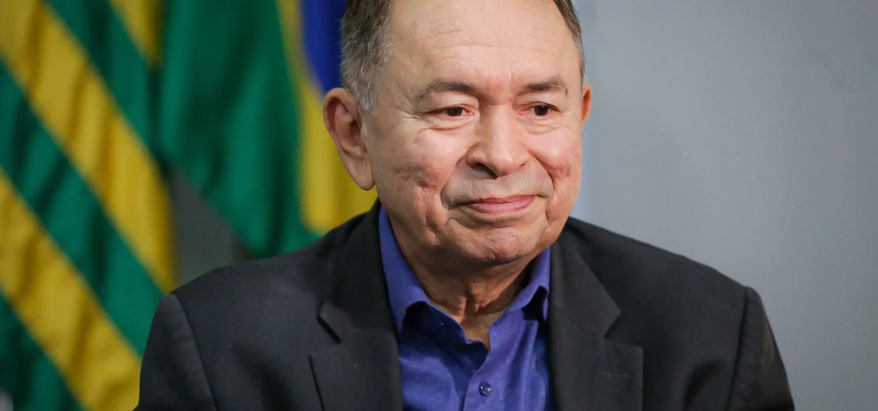 Secretário Antônio Neto