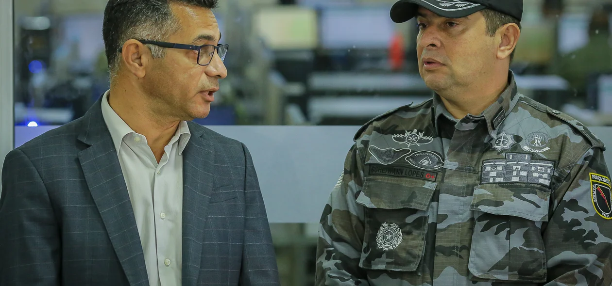 Secretário de Segurança do Estado e Comandante da PMPI