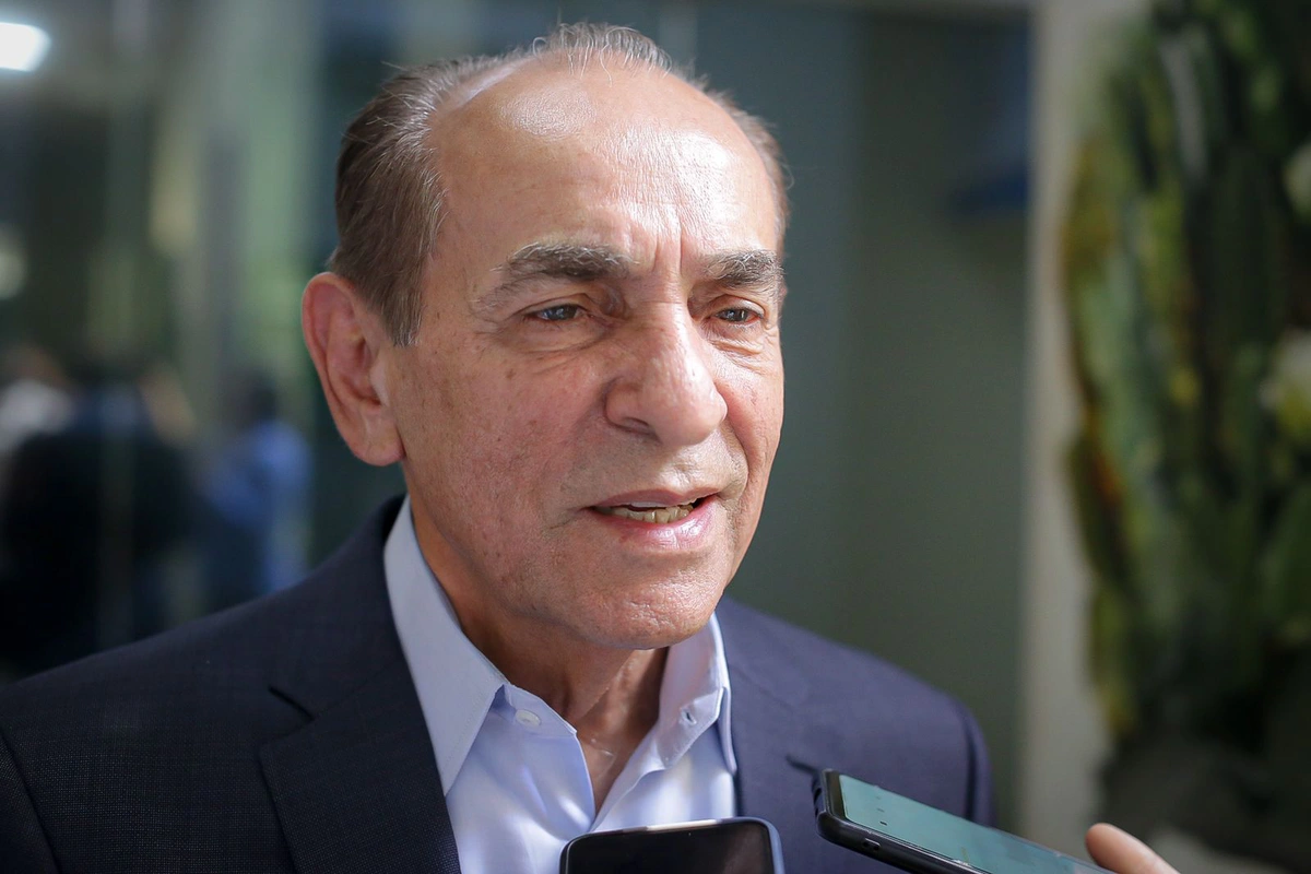 Senador Marcelo Castro, presidente regional do MDB