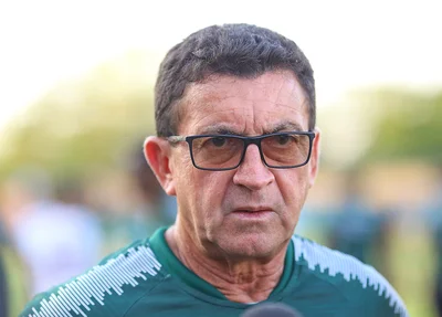 Totonho, técnico e treinador do Fluminense-PI