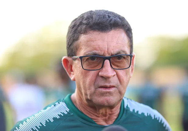 Totonho, técnico e treinador do Fluminense-PI