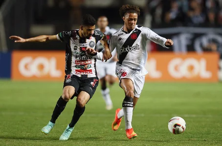 Vasco e Operário se enfrentaram pela Série B