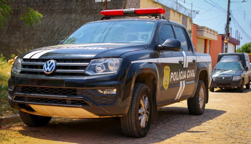 Viatura da Polícia Civil