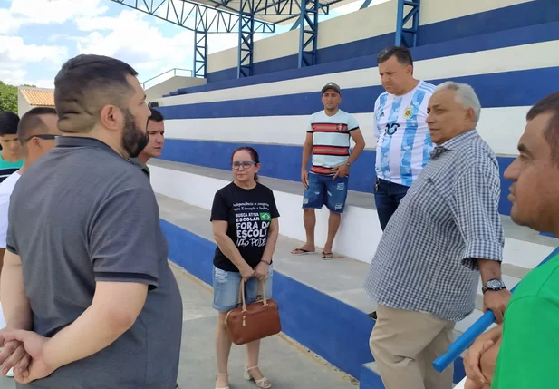 Vistoria no Estádio Municipal de Pedro II