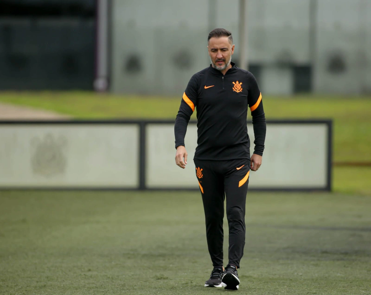 Vitor Pereira, técnico do Corinthians