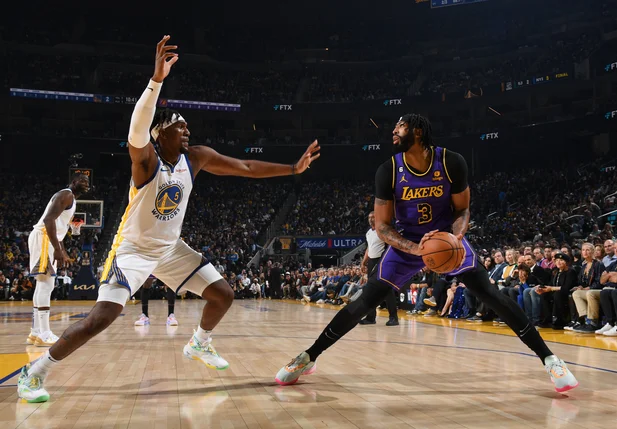 Warriors e Lakers pela abertura da NBA