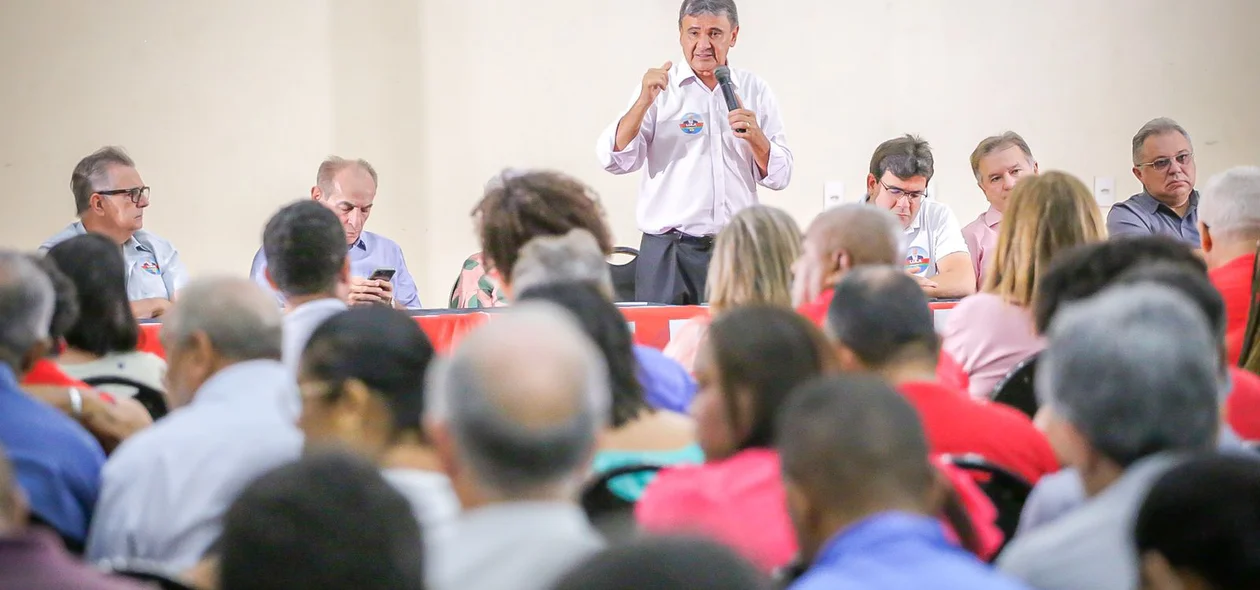 Wellington Dias conduz encontro