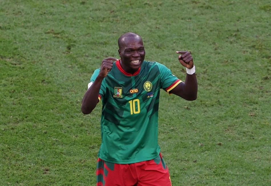 Aboubakar comemora gol