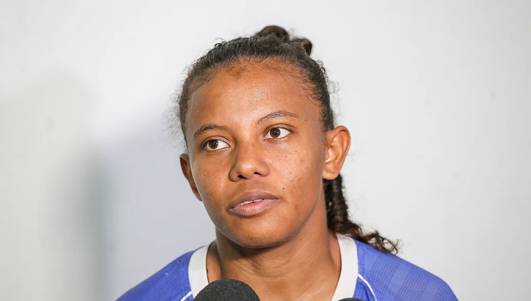 Aline Alencar, atacante do Piauí